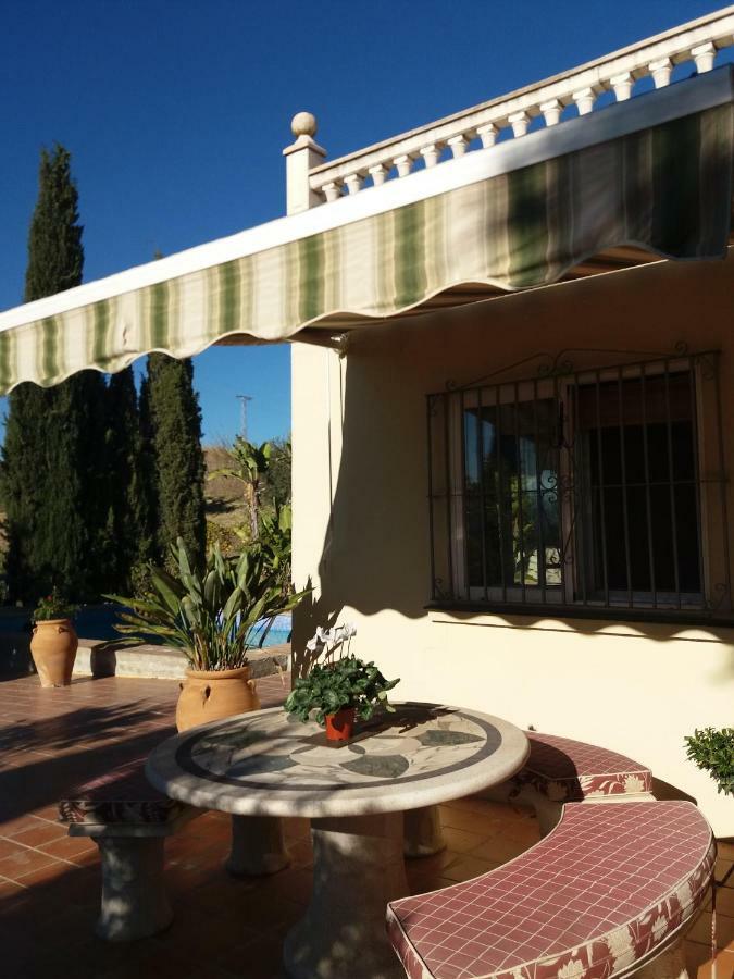 Villa De La Rosa Málaga Exterior foto