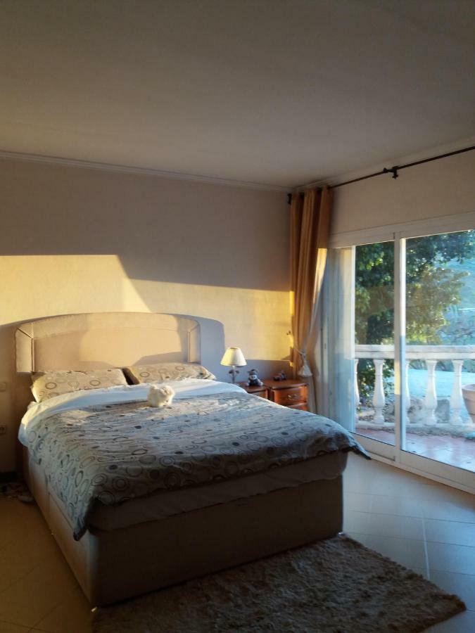 Villa De La Rosa Málaga Exterior foto